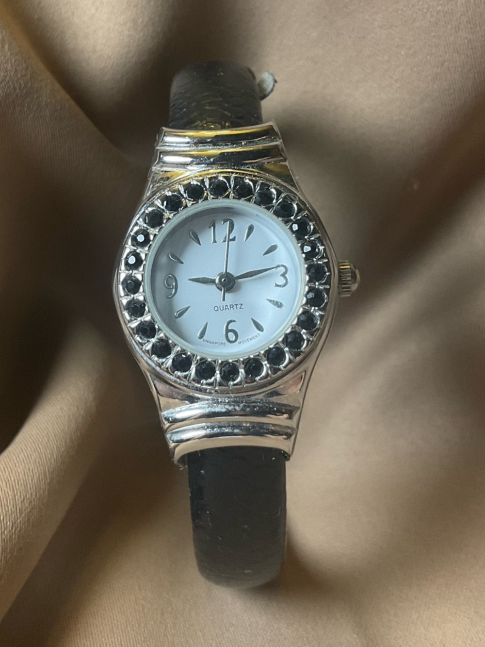 Geneva Quartz Watch Black Rhinestone Bezel Silver Tone Small Women’s Watch